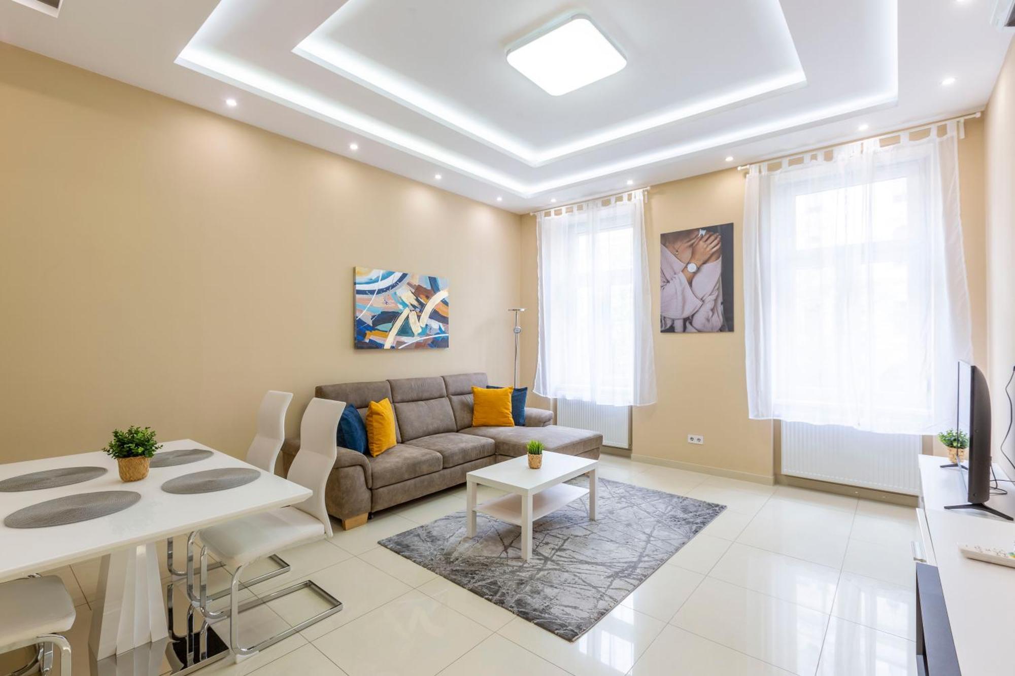 Spacious Bajcsy Residence In The Heart Of Budapest Exteriör bild